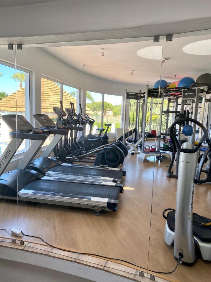 Beautiful Apartment For Rent In Quinta Do Lago With Excellent Resort Facilities Close To Lake And Beach. エクステリア 写真
