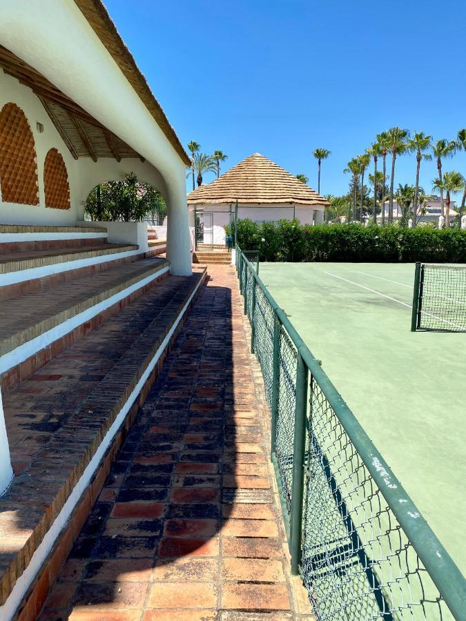 Beautiful Apartment For Rent In Quinta Do Lago With Excellent Resort Facilities Close To Lake And Beach. エクステリア 写真